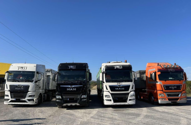 УСЛУГИ truck